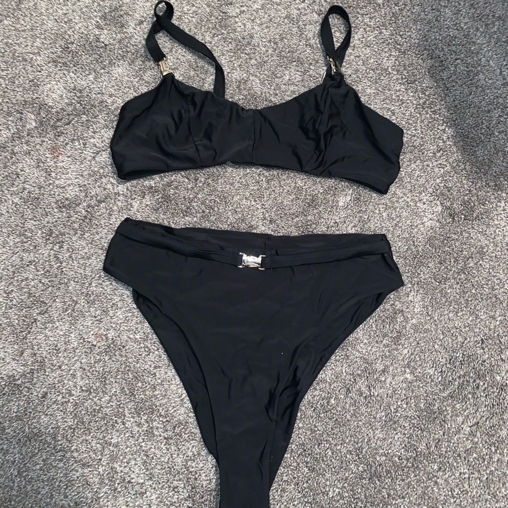 Black bikini with buckle detail, high rise high cut bottom